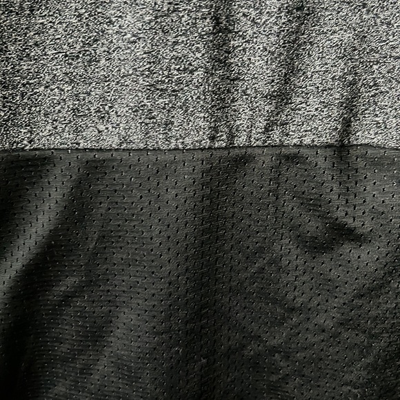 On The Byas Jersey Tee Black and Grey Size Medium - Picture 4 of 5